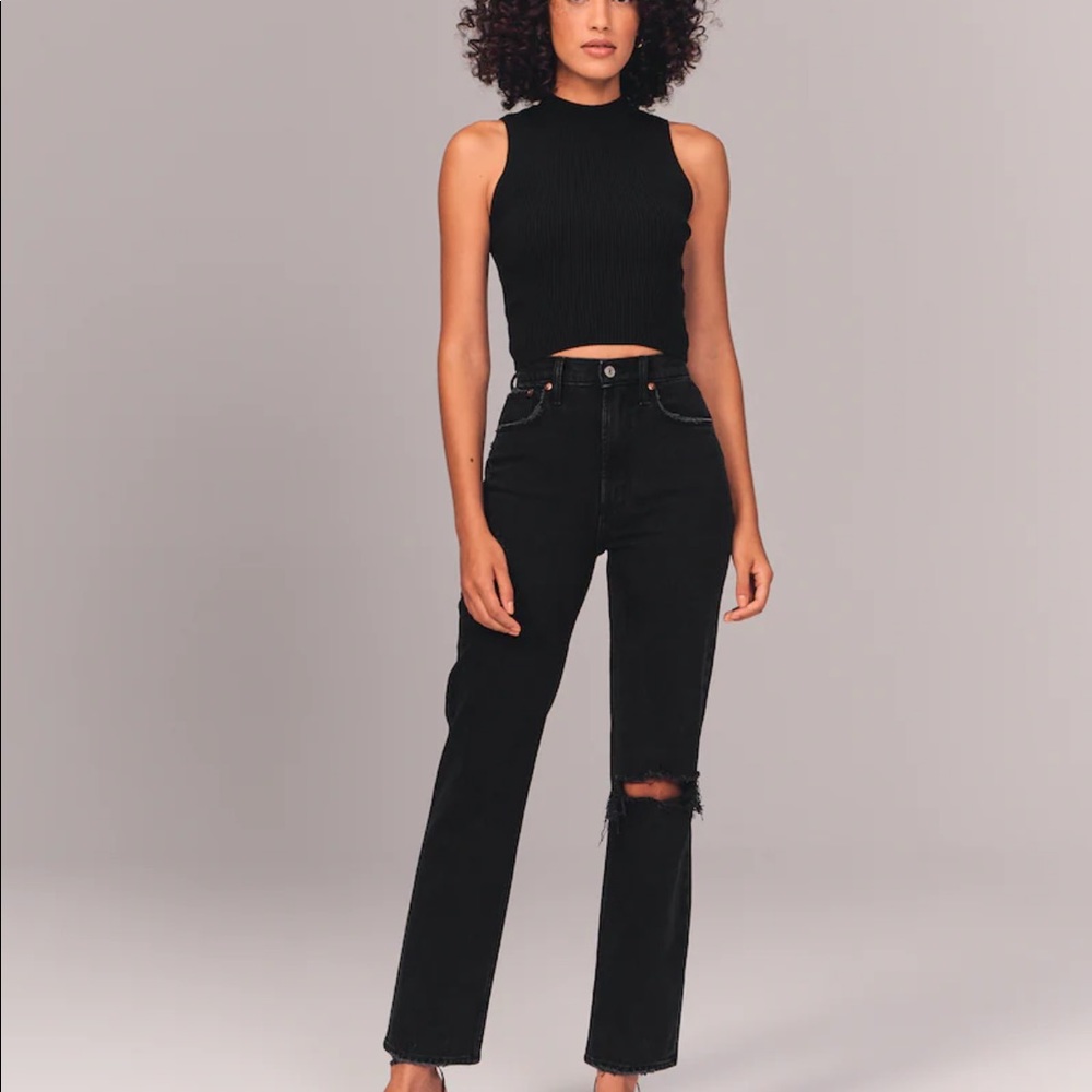 Abercrombie 90s Ultra High Rise Straight Jean